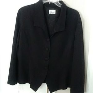 Crepe  bolaro tuxedo type jacket